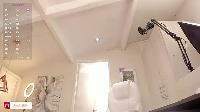 catalinasaiz online show from September 2025 03:13:01 PM