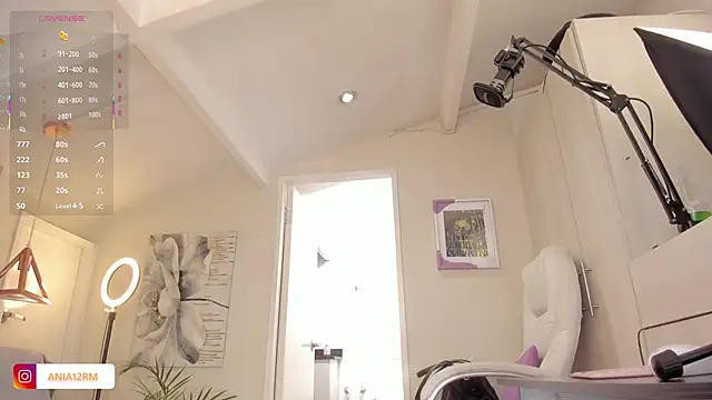 catalinasaiz online show from October 2025 02:19:01 PM