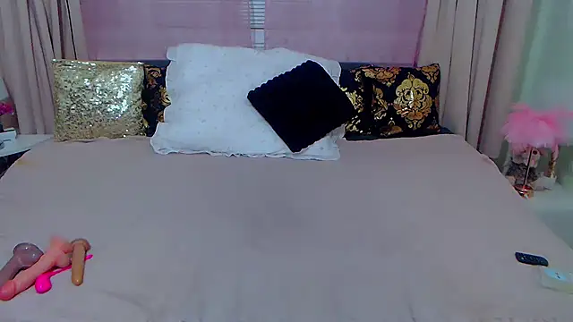 BustyVicky online show from December 2024 10:35:02 PM