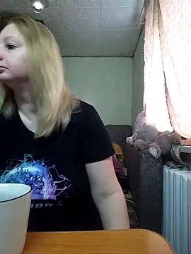 BustyBlond online show from April 2026 04:01:01 AM