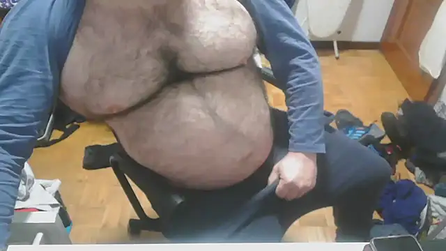 mikeyhotbear online show from January 2025 06:20:01 AM