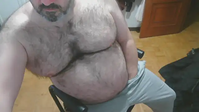 mikeyhotbear online show from November 2025 07:30:02 AM