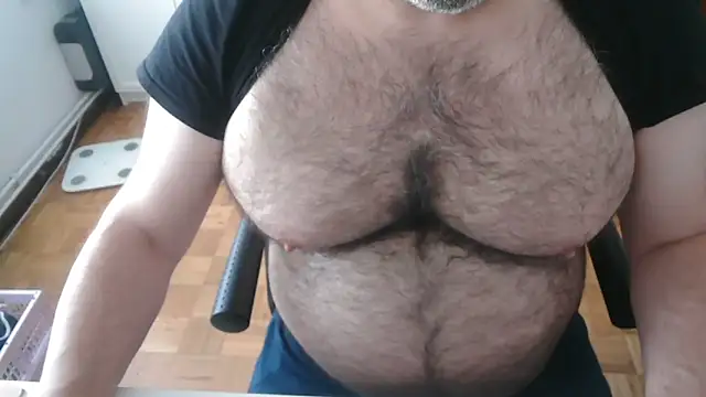 mikeyhotbear online show from May 2026 08:43:01 AM