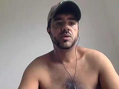 SMOKERBEASTBR online show from February 2026 04:07:02 PM