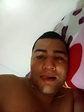 Snapshot of EISONREINA11 chatting on October 2025 11:11:01 AM EISONREINA11 online show from October 2025 11:11:01 AM