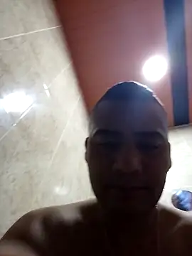 Snapshot of EISONREINA11 chatting on October 2025 04:05:01 AM EISONREINA11 online show from October 2025 04:05:01 AM