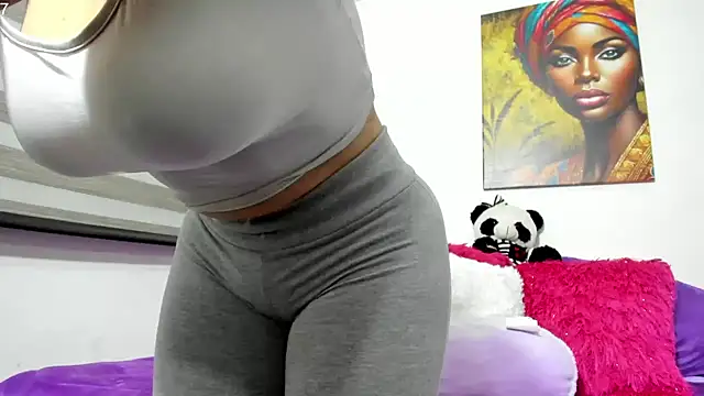 Snapshot of Emiily_88 chatting on March 2025 08:40:02 AM Emiily 88 online show from March 2025 08:40:02 AM