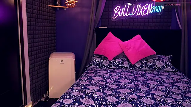 bull vixen2001 online show from November 2025 12:37:02 PM