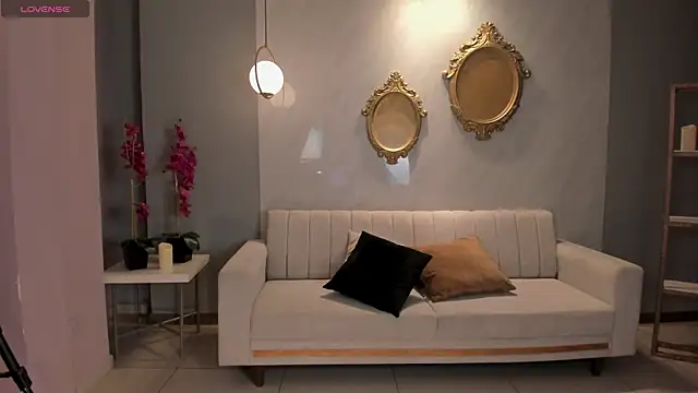 ErikaBenz  online show from October 2025 12:36:01 PM