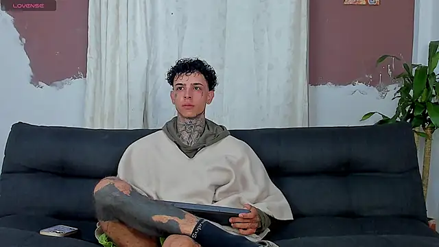 Aron ford online show from October 2025 11:20:02 AM