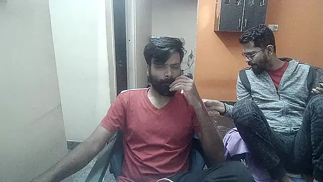 Snapshot of Indiaguy4u chatting on December 2024 02:16:02 PM Indiaguy4u online show from December 2024 02:16:02 PM