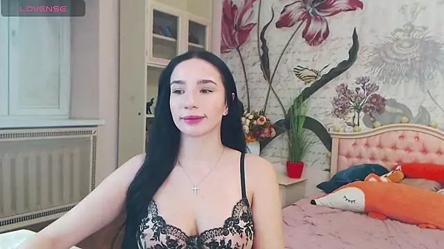 AliciaBow online show from December 2024 01:51:01 PM