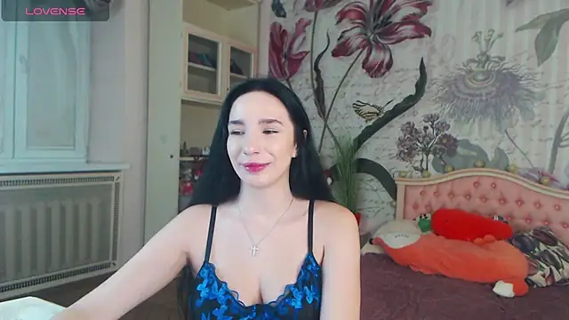 AliciaBow online show from December 2024 02:07:01 PM