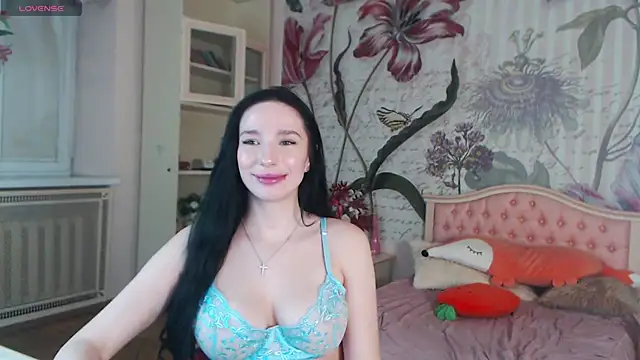 Snapshot of AliciaBow chatting on March 2025 05:07:02 PM AliciaBow online show from March 2025 05:07:02 PM