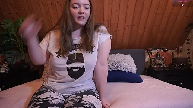 TessaWinter online show from October 2025 03:35:02 PM