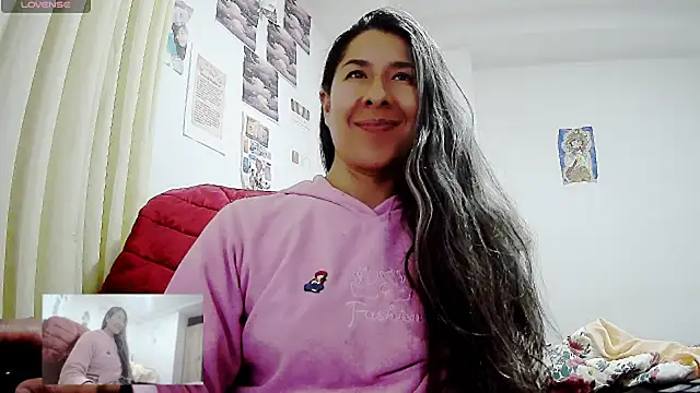 Snapshot of malishka18 chatting on March 2025 02:51:02 AM malishka18 online show from March 2025 02:51:02 AM
