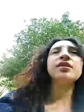 Snapshot of _Laary chatting on December 2024 07:46:02 PM Laary online show from December 2024 07:46:02 PM