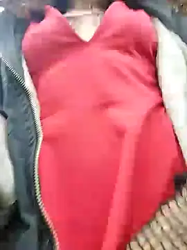 Snapshot of _Laary chatting on December 2024 08:07:01 PM Laary online show from December 2024 08:07:01 PM