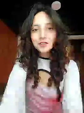 Snapshot of _Laary chatting on January 2025 08:04:01 PM Laary online show from January 2025 08:04:01 PM