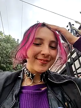 Snapshot of _Laary chatting on October 2025 09:01:01 PM Laary online show from October 2025 09:01:01 PM