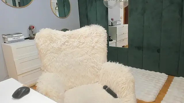 ElisaBaxter online show from March 2026 05:13:01 AM