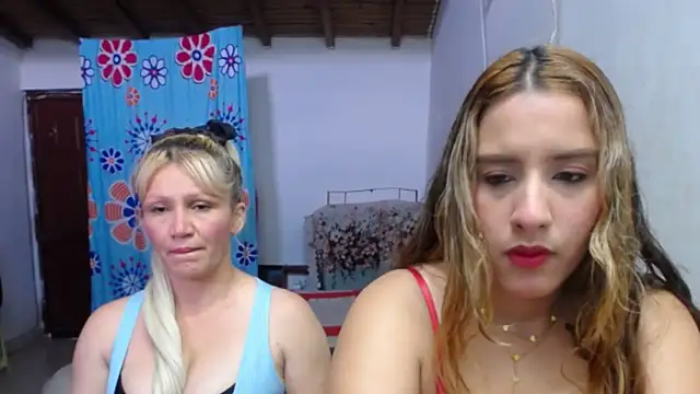 Nicolle Milf online show from October 2025 06:40:02 PM