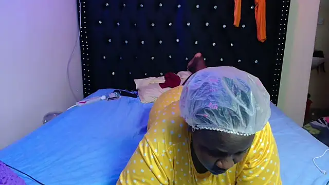 Toomuchbooty33 online show from November 2025 01:50:02 AM