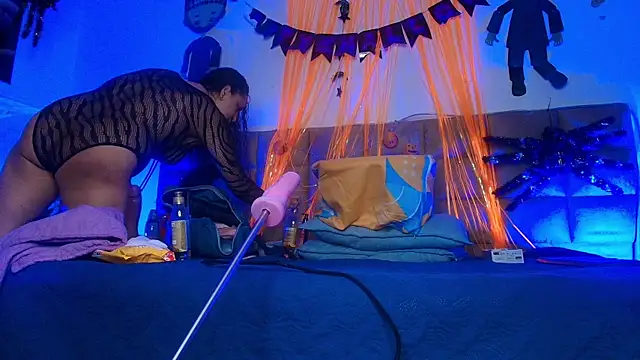 britanyy  online show from October 2025 03:07:01 AM