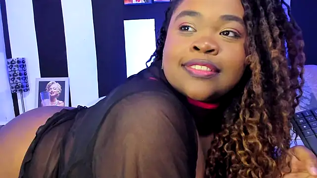 YeminaLeman online show from March 2025 04:54:01 PM