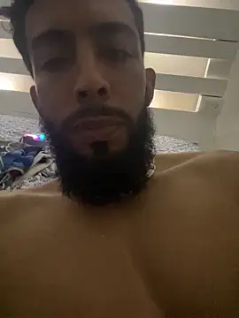 Alessandro  Rossi online show from December 2025 06:02:01 PM