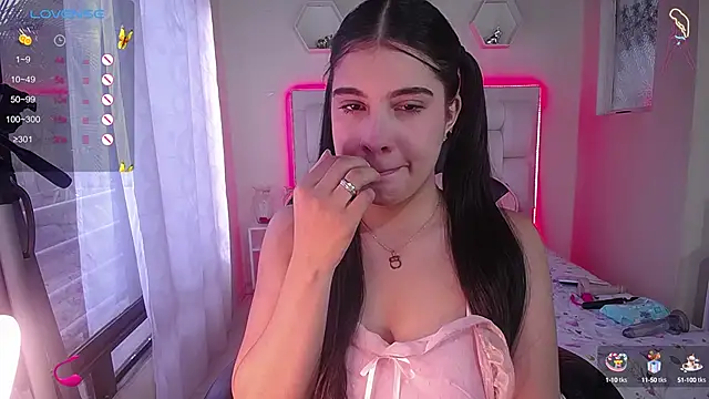 shanakendall online show from January 2025 01:38:01 PM