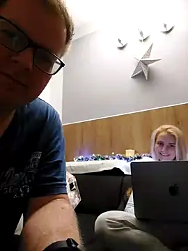 Snapshot of AnnualSunrise chatting on December 2024 07:53:02 PM AnnualSunrise online show from December 2024 07:53:02 PM