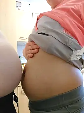 Snapshot of AnnualSunrise chatting on January 2025 12:43:02 PM AnnualSunrise online show from January 2025 12:43:02 PM