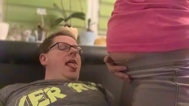 Snapshot of AnnualSunrise chatting on February 2025 07:49:01 PM AnnualSunrise online show from February 2025 07:49:01 PM