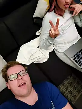 Snapshot of AnnualSunrise chatting on February 2025 10:30:02 AM AnnualSunrise online show from February 2025 10:30:02 AM