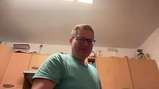 Snapshot of AnnualSunrise chatting on March 2025 06:04:02 PM AnnualSunrise online show from March 2025 06:04:02 PM