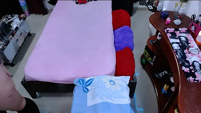 lufek23 online show from January 2025 12:04:02 AM