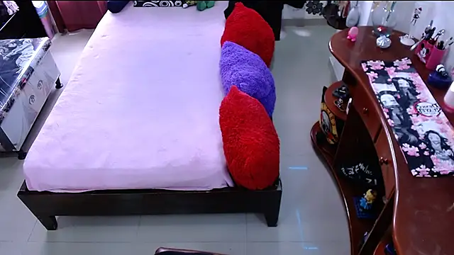 lufek23 online show from January 2025 04:59:02 PM