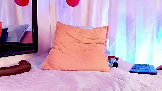 Snapshot of danna_berlin_ chatting on February 2025 10:25:01 PM danna berlin online show from February 2025 10:25:01 PM