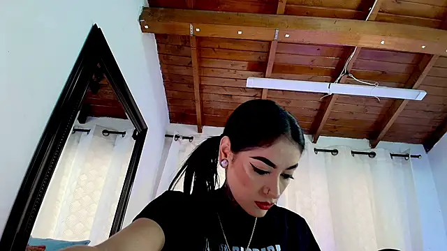 Snapshot of danna_berlin_ chatting on February 2025 07:14:02 PM danna berlin online show from February 2025 07:14:02 PM