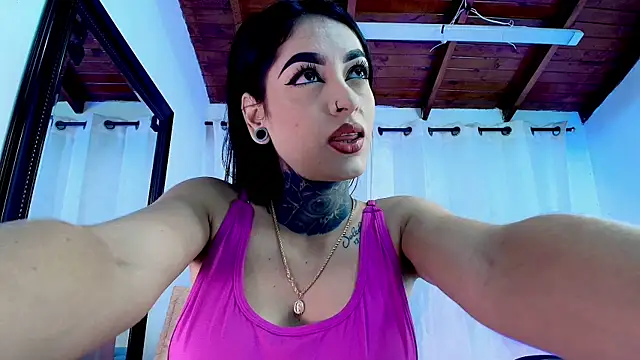 Snapshot of danna_berlin_ chatting on March 2025 07:17:01 PM danna berlin online show from March 2025 07:17:01 PM