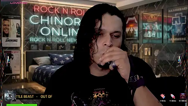 Snapshot of chino_roz chatting on July 2026 05:58:01 AM chino roz online show from July 2026 05:58:01 AM