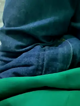 Snapshot of N-lS chatting on February 2026 02:09:01 PM N-lS online show from February 2026 02:09:01 PM