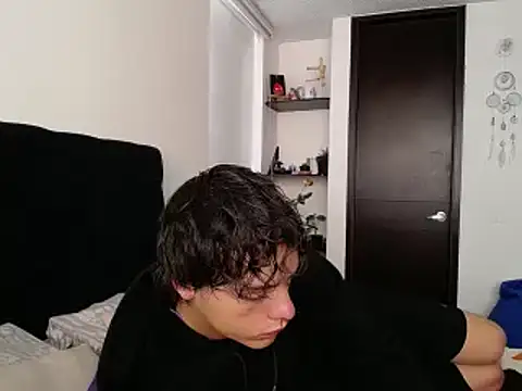 Santiago kiler online show from December 2024 02:22:02 PM