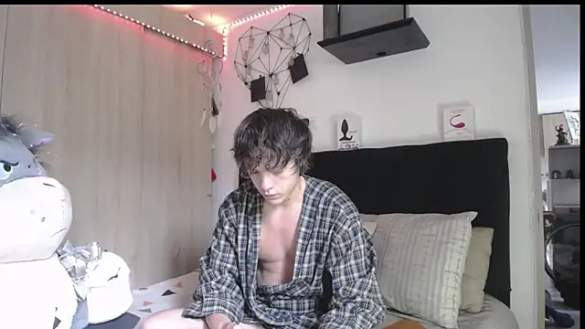 Santiago kiler online show from April 2026 01:12:02 PM