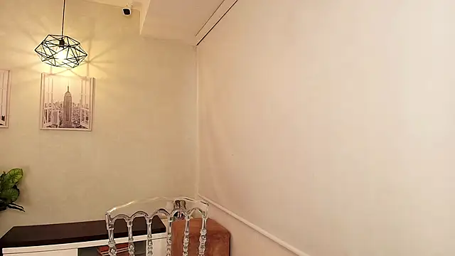 Sassy--Girl online show from September 2025 06:09:01 PM