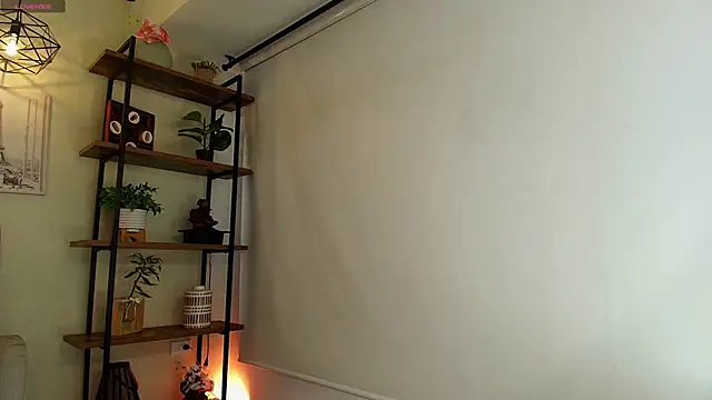 Sassy--Girl online show from February 2026 06:08:02 PM