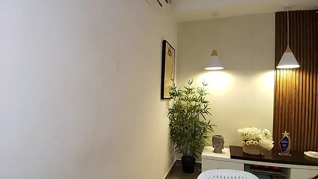 Sassy--Girl online show from March 2026 04:29:02 PM