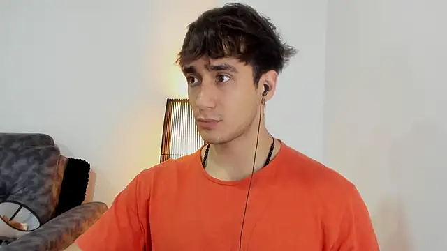 AlexRivera6 online show from November 2025 05:57:01 PM