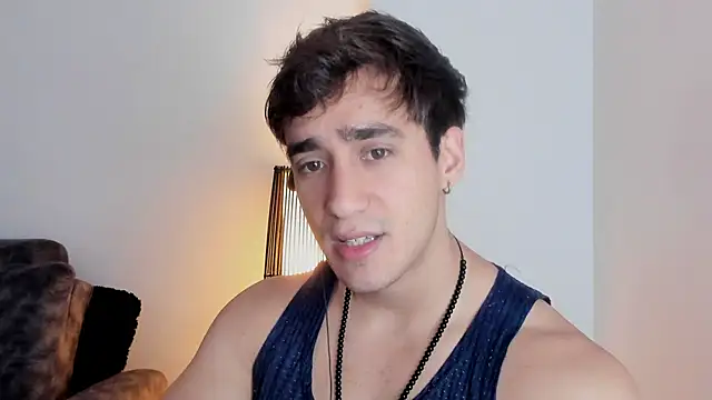 AlexRivera6 online show from November 2025 05:04:01 PM